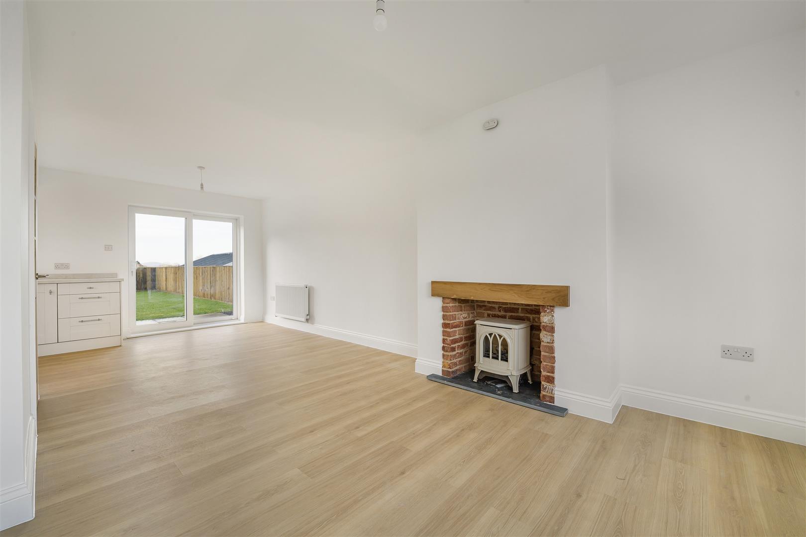 Graig-Y-Coed, Penclawdd, Swansea, SA4 3RL